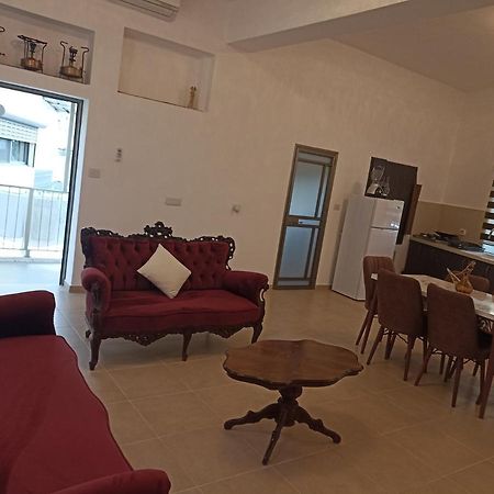 Allenby Guest House Haïfa Extérieur photo